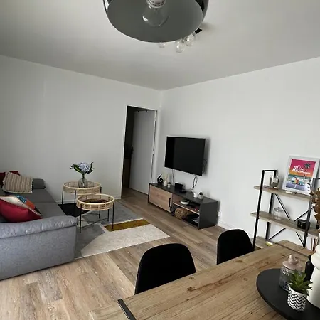 T3 Centre & Plage Apartment *